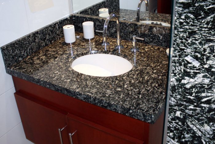 Baño Granito Snow Flakes