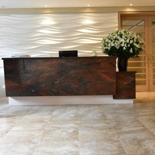 Recepción Hotel Plaza Suite Bogotá en Granito Exótico Vulcano